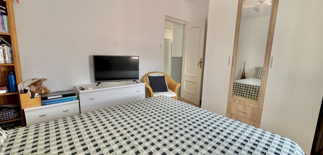 Herverkoop - Villa -
Dolores - Comunidad valenciana