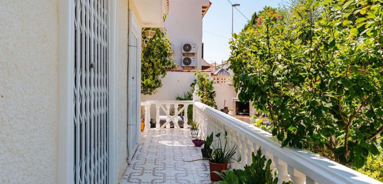 Herverkoop - Villa -
Torrevieja - Los Frutales
