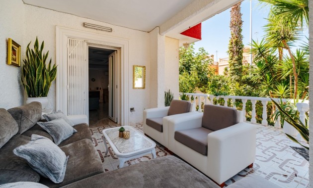 Herverkoop - Villa -
Torrevieja - Los Frutales