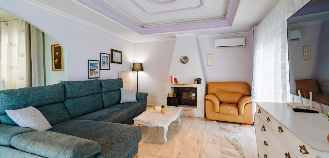 Herverkoop - Villa -
Torrevieja - Los Frutales