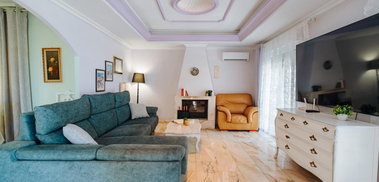 Herverkoop - Villa -
Torrevieja - Los Frutales