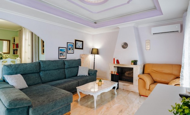 Herverkoop - Villa -
Torrevieja - Los Frutales