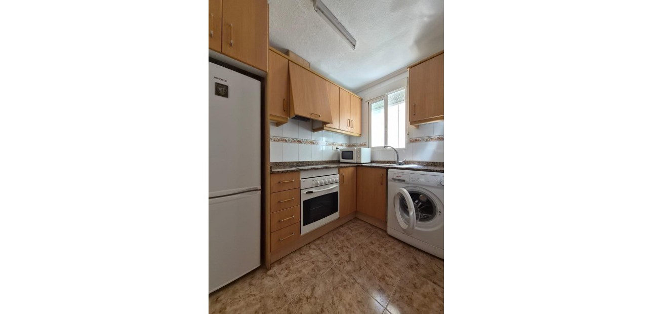 Sale - Apartment / flat -
Torrevieja - torrevieja