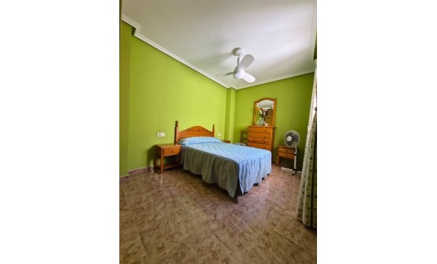 Sale - Apartment / flat -
Torrevieja - torrevieja