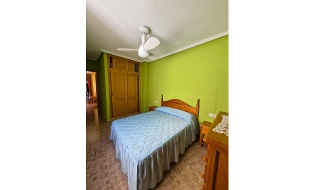 Sale - Apartment / flat -
Torrevieja - torrevieja