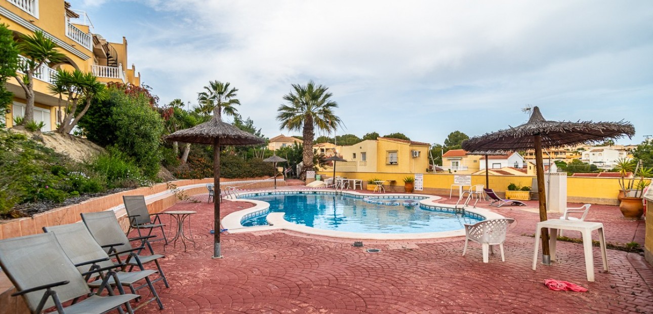 Herverkoop - Villa -
San Fulgencio - urb.la marina