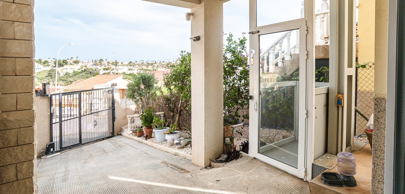 Herverkoop - Villa -
San Fulgencio - urb.la marina