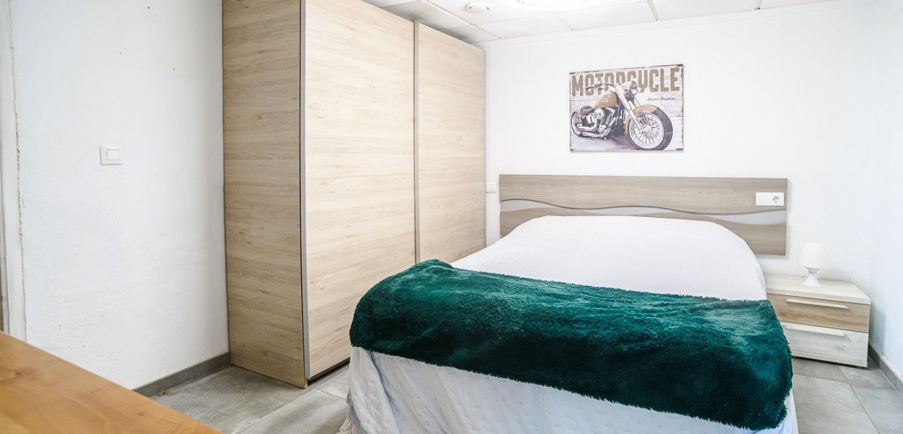 Herverkoop - Villa -
San Fulgencio - urb.la marina