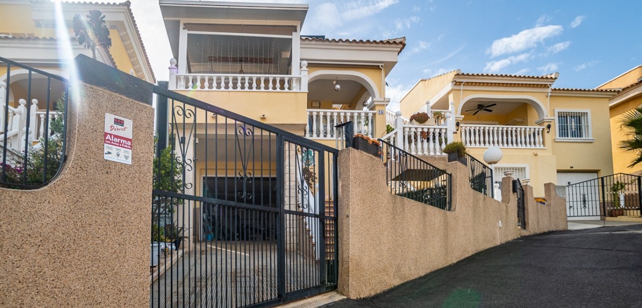 Herverkoop - Villa -
San Fulgencio - urb.la marina