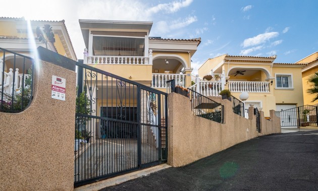 Herverkoop - Villa -
San Fulgencio - urb.la marina
