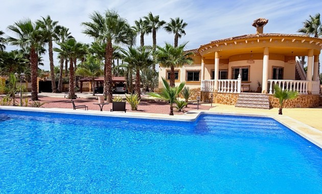 Sale - Villa -
CATRAL - Catral