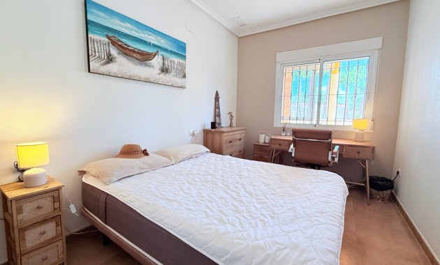 Sale - Villa -
CATRAL - Catral