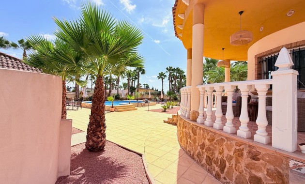 Sale - Villa -
CATRAL - Catral