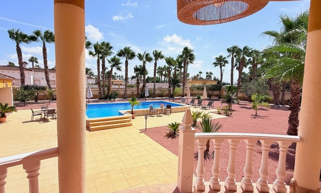 Sale - Villa -
CATRAL - Catral