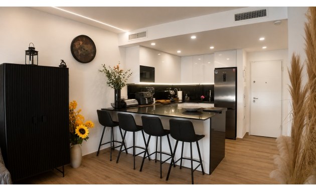 Herverkoop - Penthouse -
Orihuela Costa - Villamartín