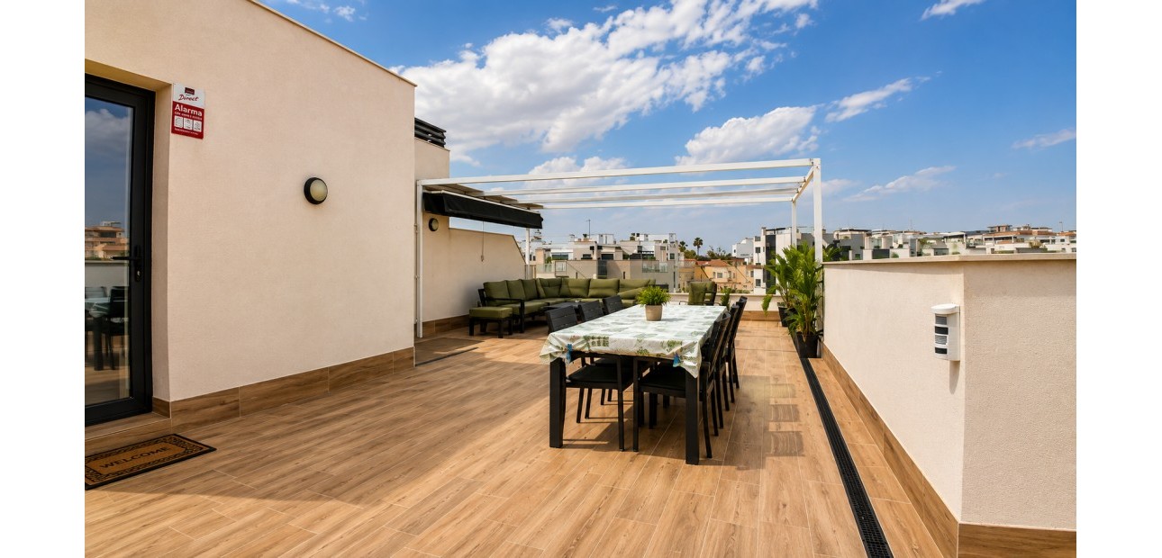 Herverkoop - Penthouse -
Orihuela Costa - Villamartín