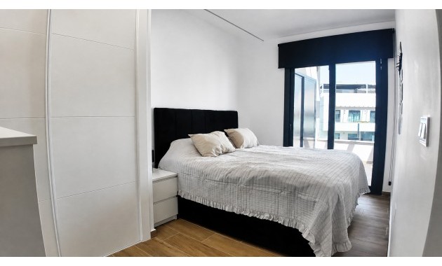 Herverkoop - Penthouse -
Orihuela Costa - Villamartín