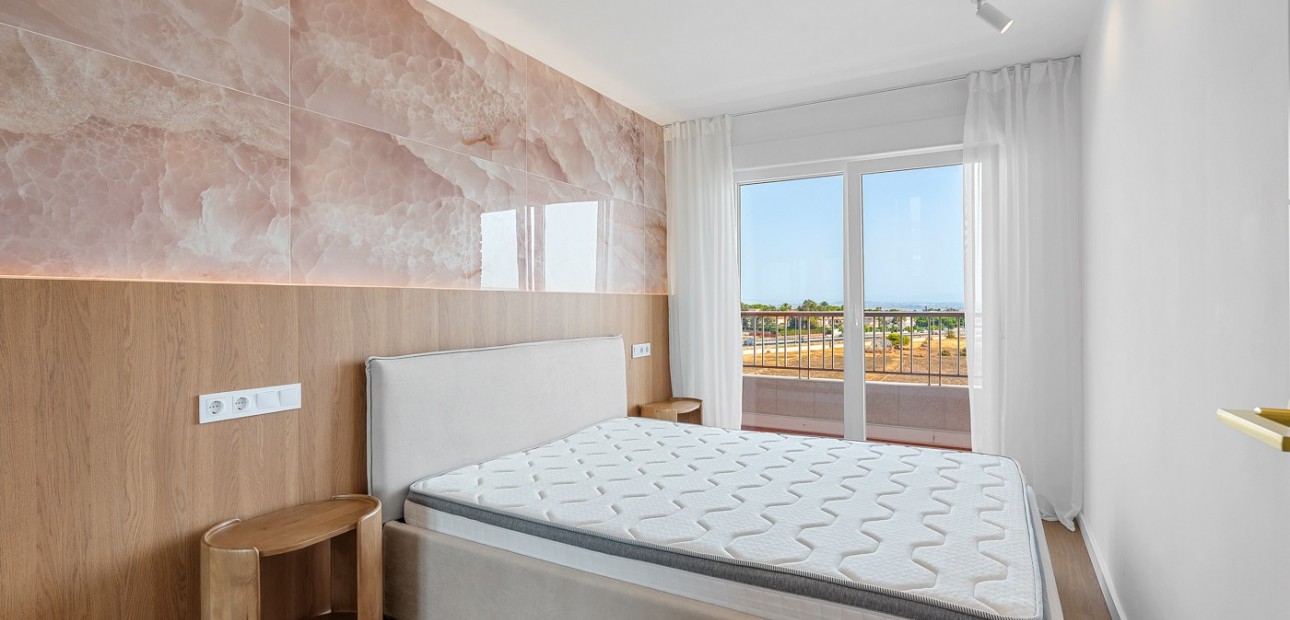 Herverkoop - Appartement / flat -
Orihuela Costa - Punta Prima