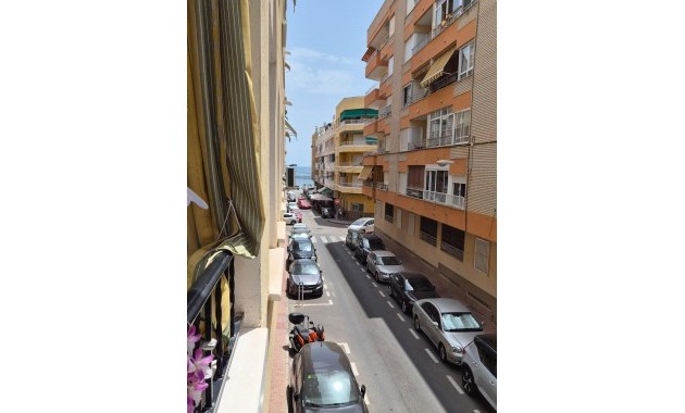 Sale - Apartment / flat -
Torrevieja - Estacion de autobuses