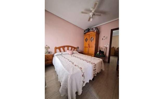 Sale - Apartment / flat -
Torrevieja - Estacion de autobuses