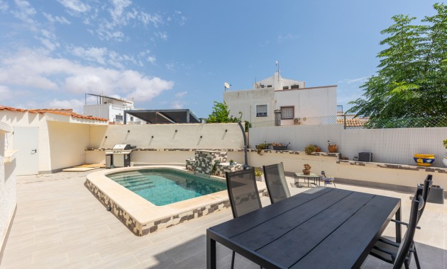 Sale - Apartment / flat -
Orihuela Costa - Los Altos