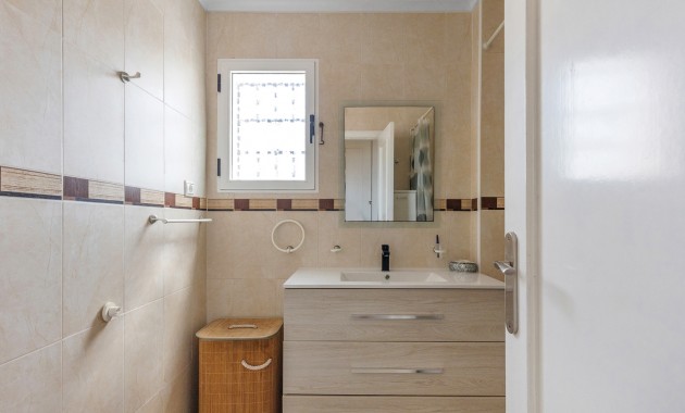Sale - Apartment / flat -
Orihuela Costa - Los Altos