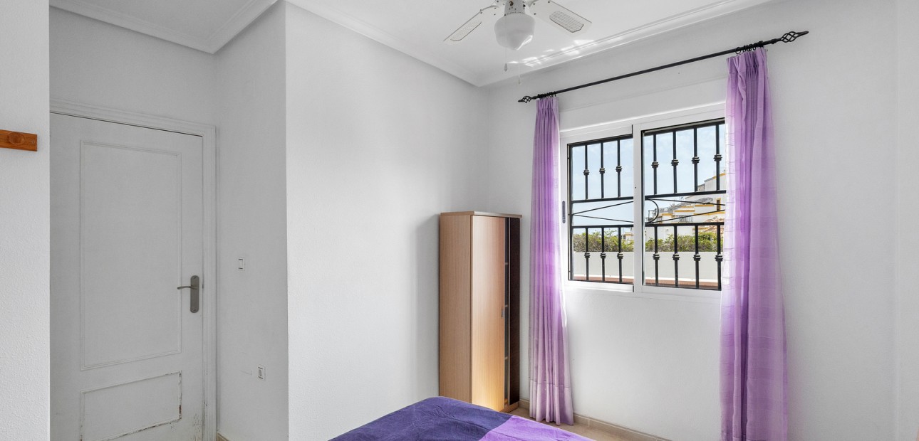 Sale - Apartment / flat -
Orihuela Costa - Los Altos
