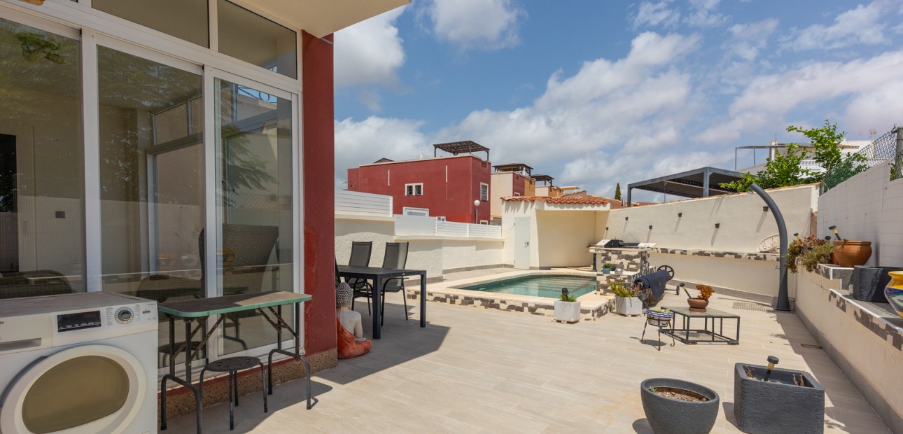 Sale - Apartment / flat -
Orihuela Costa - Los Altos