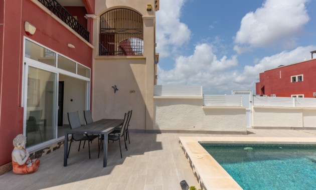 Sale - Apartment / flat -
Orihuela Costa - Los Altos