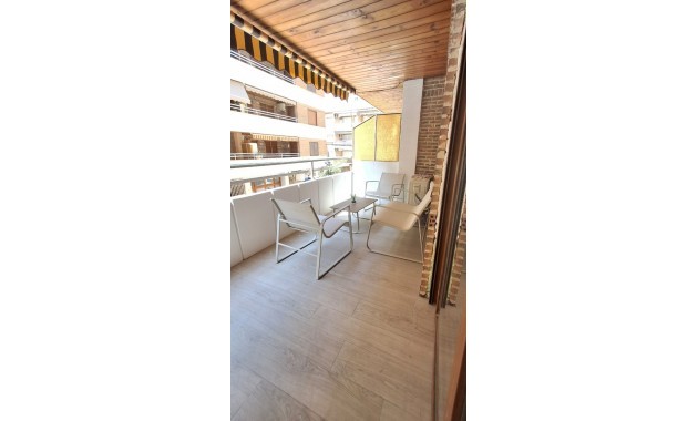 Sale - Apartment / flat -
Torrevieja - Playa Acequion