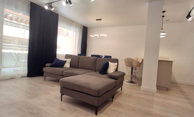 Sale - Apartment / flat -
Torrevieja - Playa Acequion
