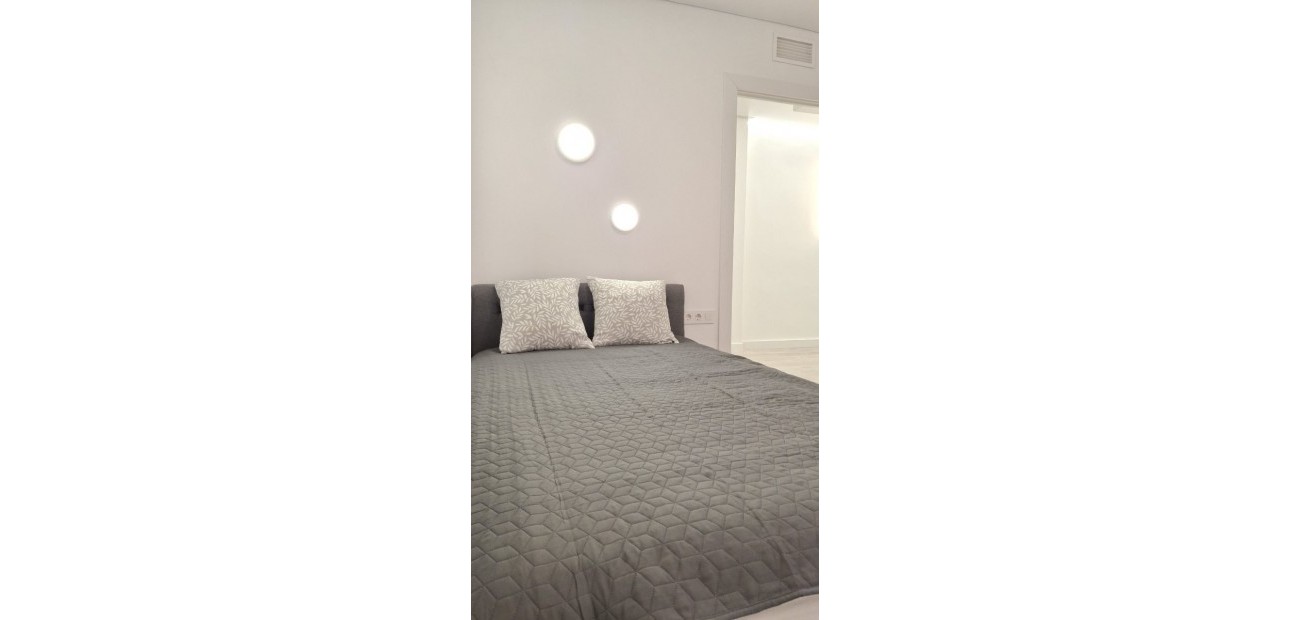 Sale - Apartment / flat -
Torrevieja - Playa Acequion
