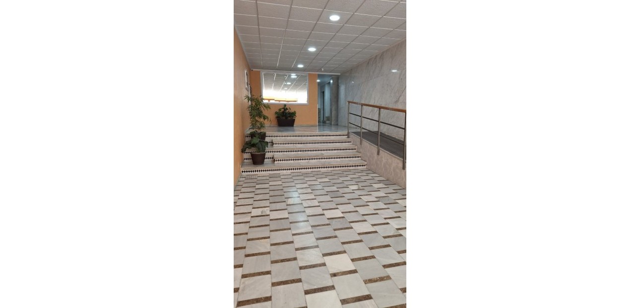 Sale - Apartment / flat -
Torrevieja - Playa Acequion