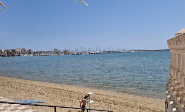 Sale - Apartment / flat -
Torrevieja - Playa Acequion