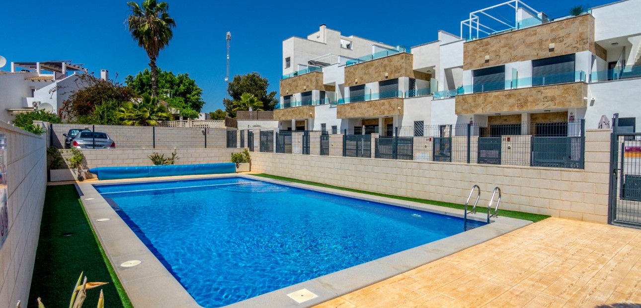 Venta - Adosado -
Orihuela Costa - Las Filipinas