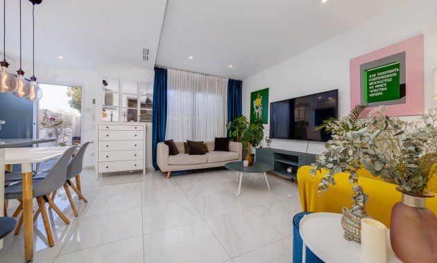 Venta - Adosado -
Orihuela Costa - Las Filipinas