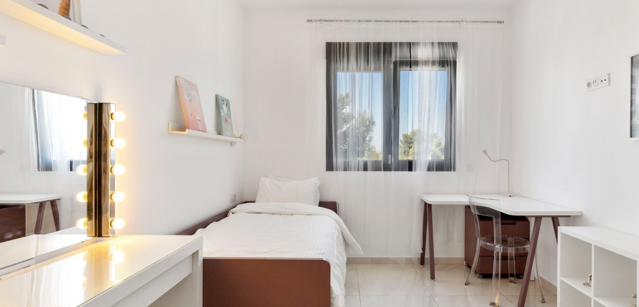 Venta - Adosado -
Orihuela Costa - Las Filipinas
