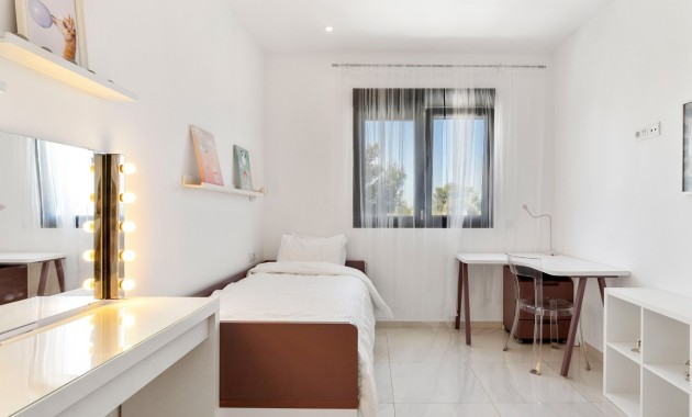 Venta - Adosado -
Orihuela Costa - Las Filipinas
