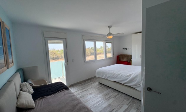 Sale - Detached Villa -
Torrevieja - Torretas