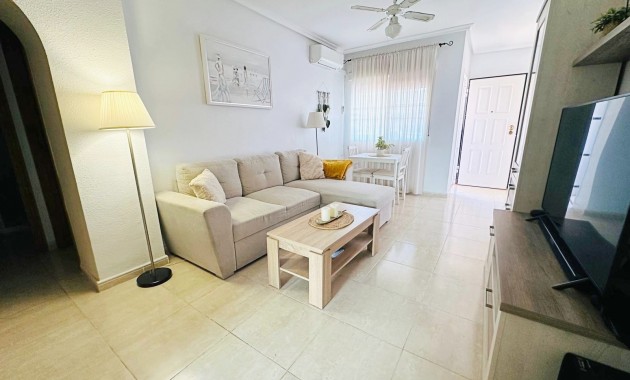 Sale - Apartment / flat -
Orihuela Costa - Los Altos