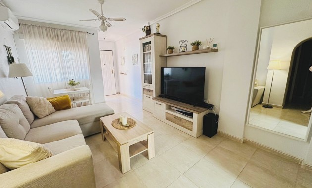 Sale - Apartment / flat -
Orihuela Costa - Los Altos