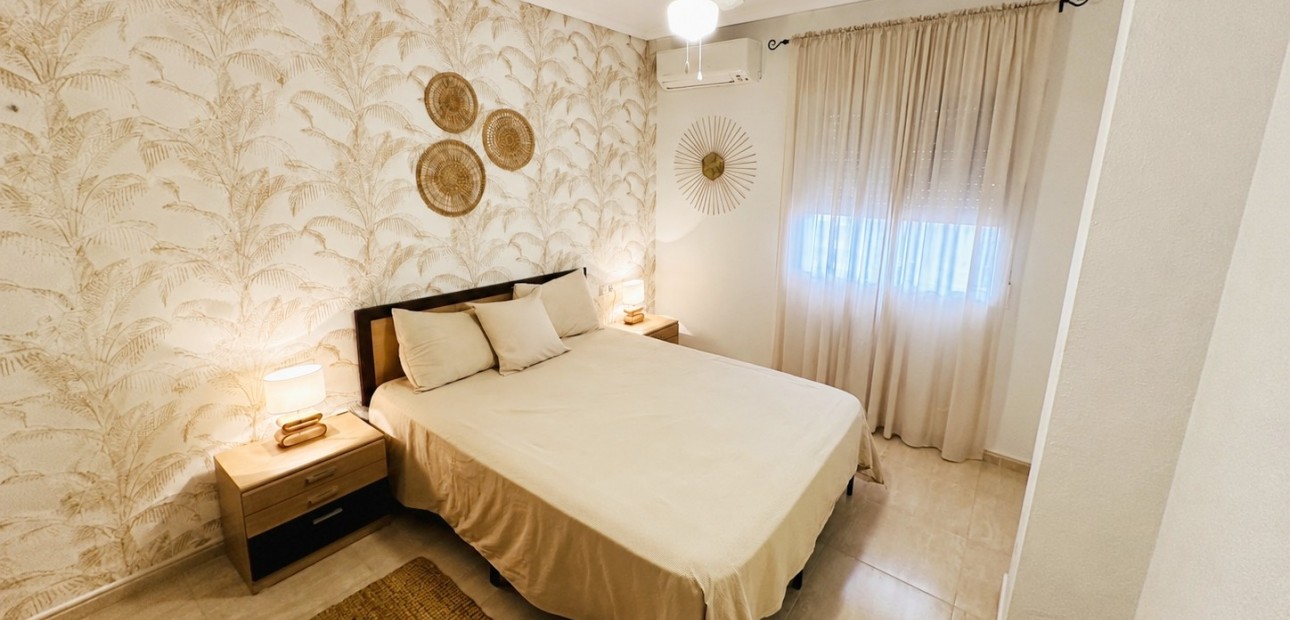 Sale - Apartment / flat -
Orihuela Costa - Los Altos