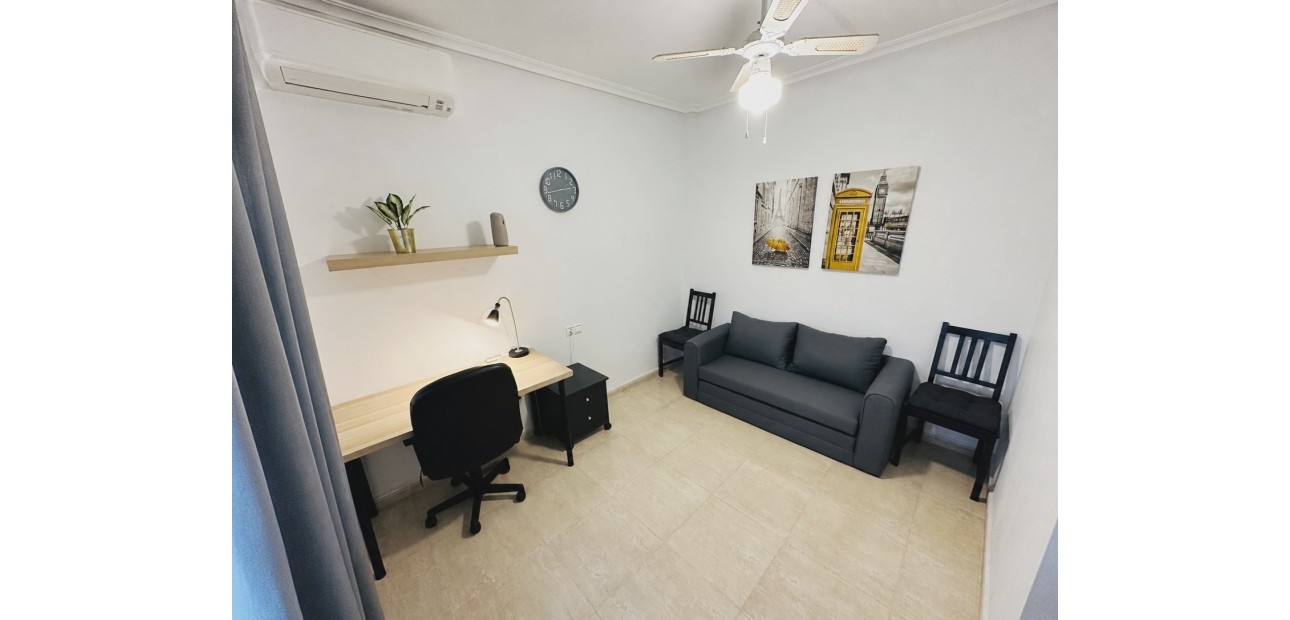 Sale - Apartment / flat -
Orihuela Costa - Los Altos