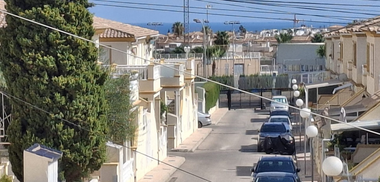 Sale - Townhouse -
Orihuela Costa - Playa Flamenca
