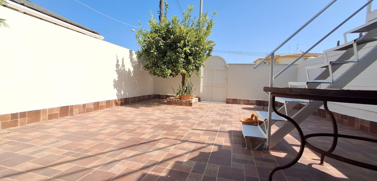 Sale - Townhouse -
Orihuela Costa - Playa Flamenca