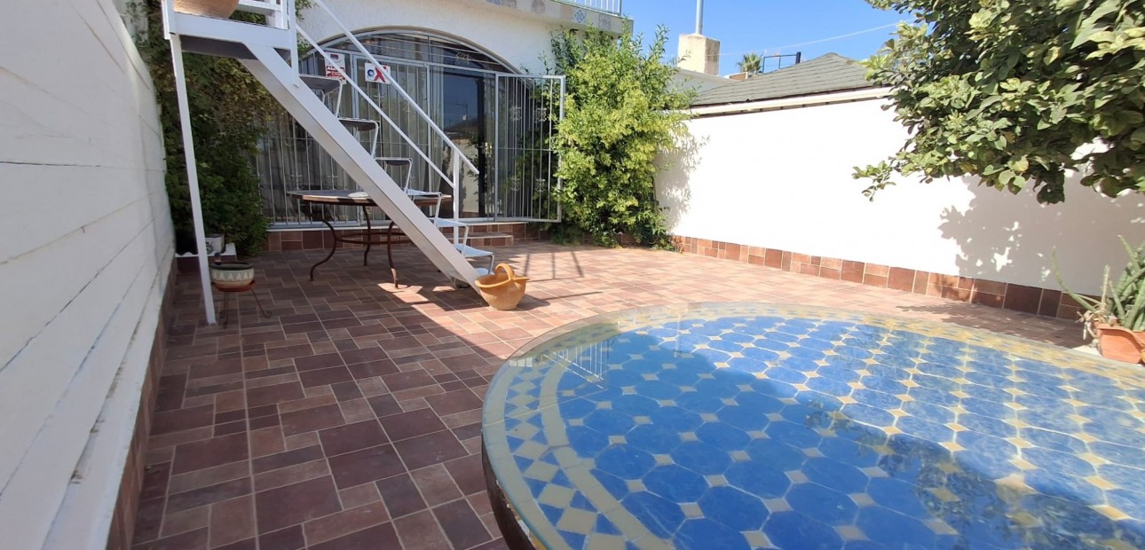 Sale - Townhouse -
Orihuela Costa - Playa Flamenca