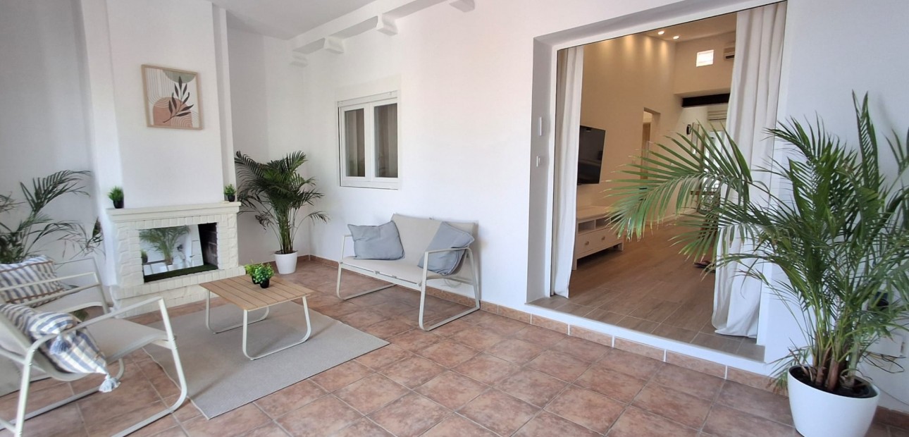 Sale - Townhouse -
Orihuela Costa - Playa Flamenca
