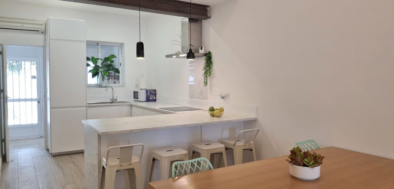 Sale - Townhouse -
Orihuela Costa - Playa Flamenca
