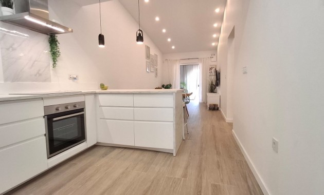 Sale - Townhouse -
Orihuela Costa - Playa Flamenca