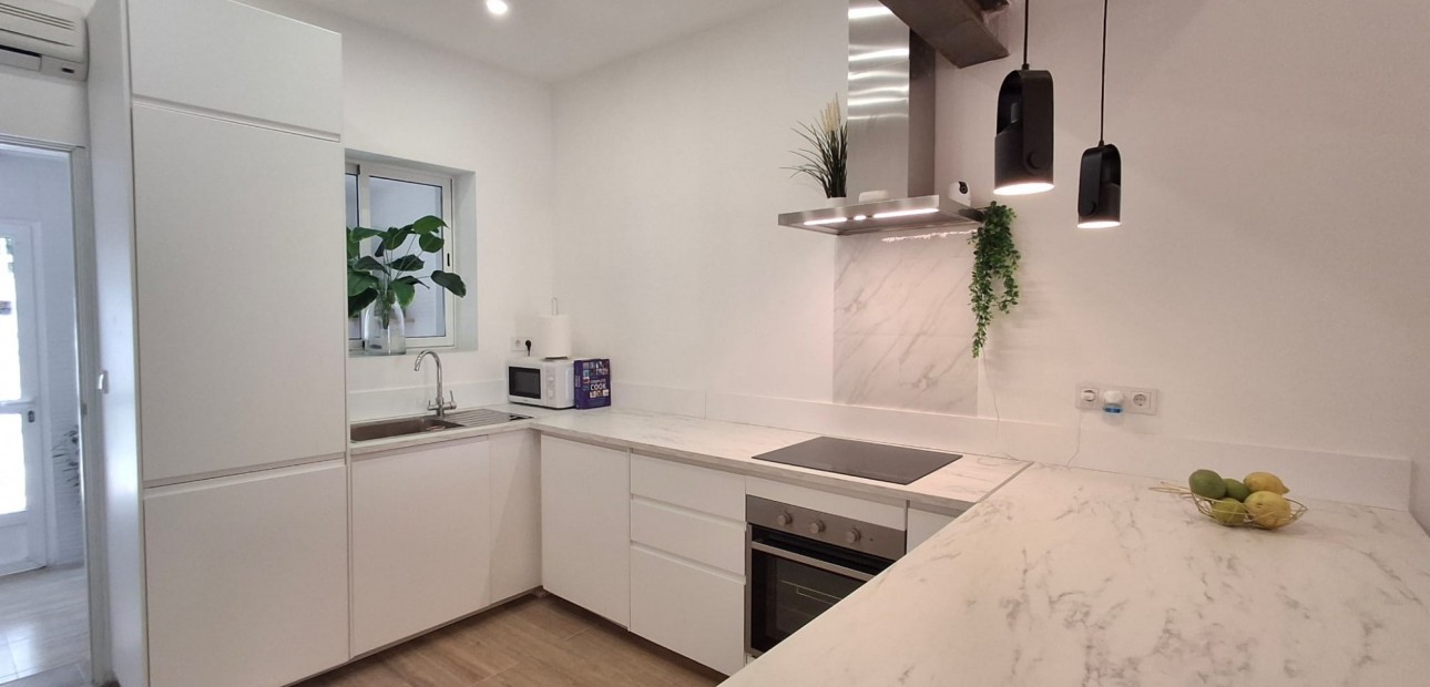 Sale - Townhouse -
Orihuela Costa - Playa Flamenca